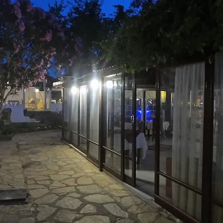 Galata Hotell 3*