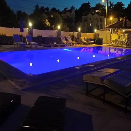 Galata Hotell 3*
